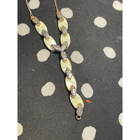 Mother-Of-Pearl & Rhinestone Drop Pendant Necklace With Rose Gold Chain - Picture 8 of 8